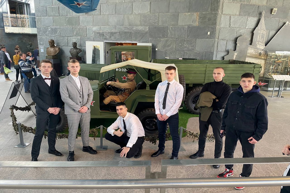 Курсанты посетили музей Великой Отечественной войны
